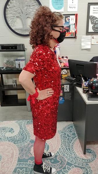 Red glitz for the red team